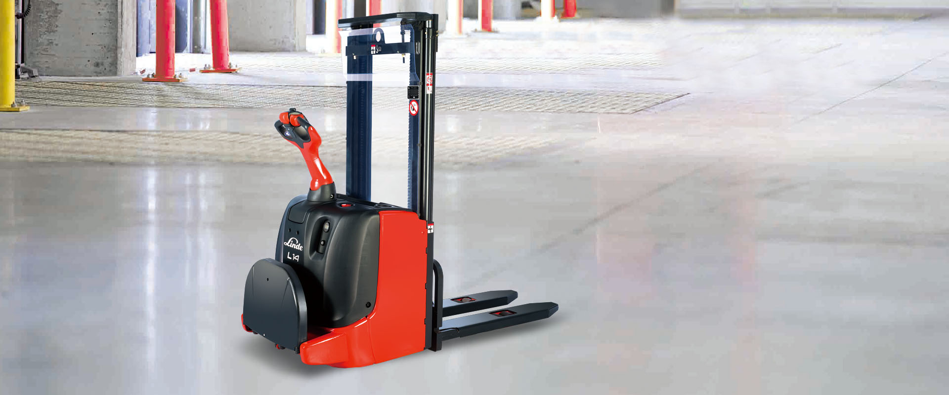 Stand On Electric Pallet Stacker 1 4 1 6 T Linde China Forklift Truck Corp Ltd